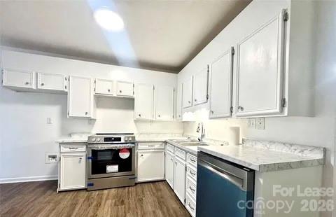 Photo 4 of 117 24th Street NW