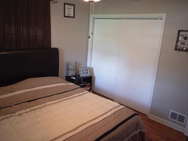 Photo 10 of 4993 Poplar View Lane