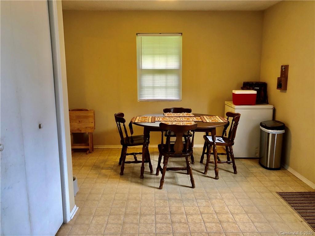 Photo 9 of 266 Blue Ridge Lane