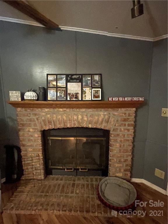 Photo 8 of 806 Woodlawn Road SW