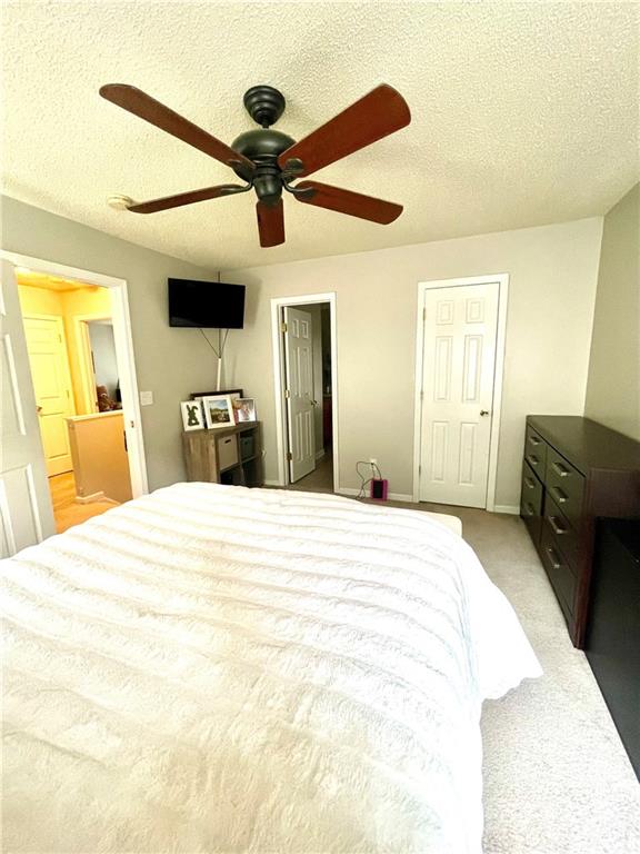 Photo 11 of 402 Trillium Court SW